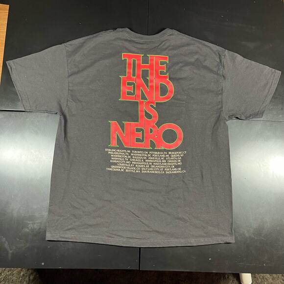 Queens of the Stone Age Tour In Times New Roman The End is Nero T Shirt 2XL New - Picture 3 of 5